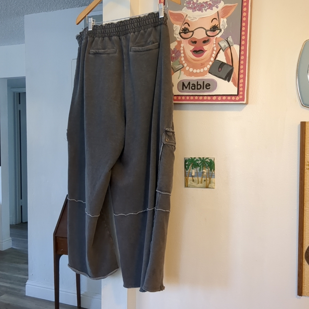 Women's Gray Cargo Pants - Picture 10 of 10